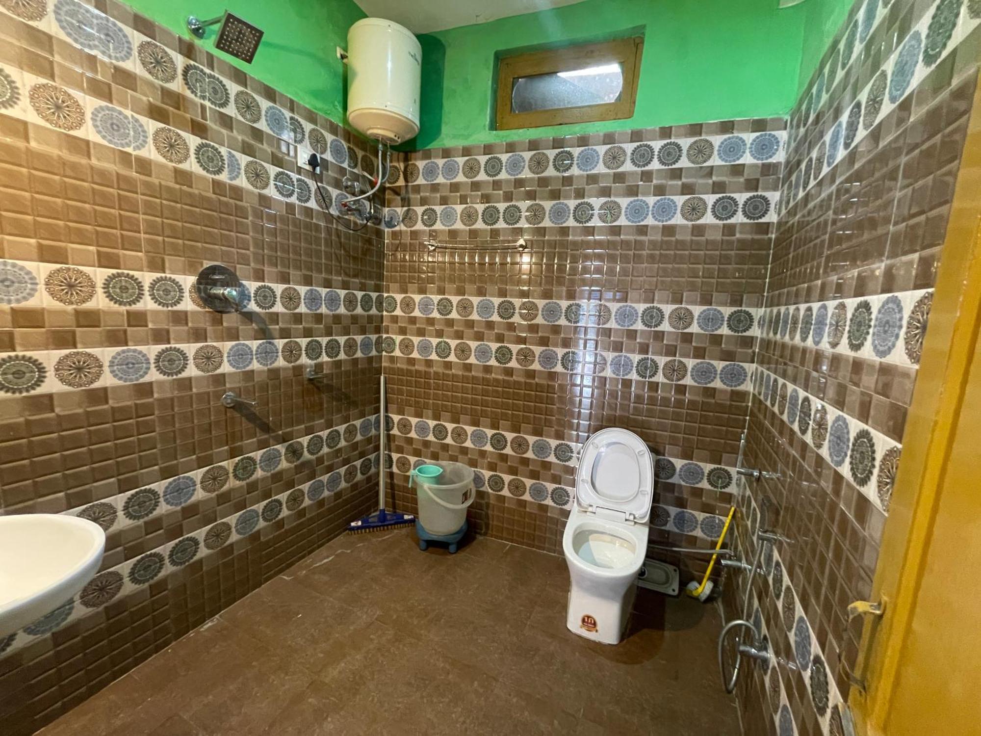 קאסול Chojh Inn Guest House מראה חיצוני תמונה